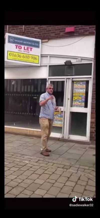 I f*cking hate traffic wardens