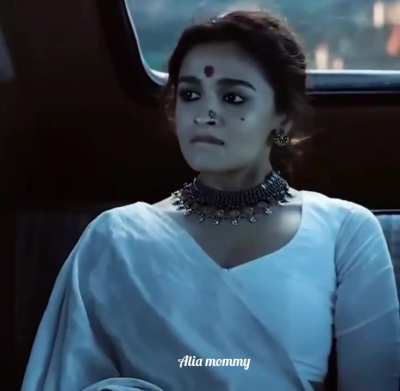 Alia bhatt horny expression 🤤