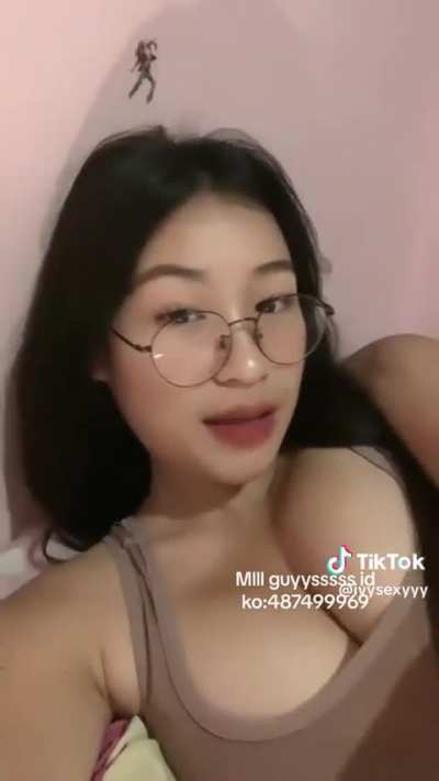 Ivy Valdez/Ivysexyyy