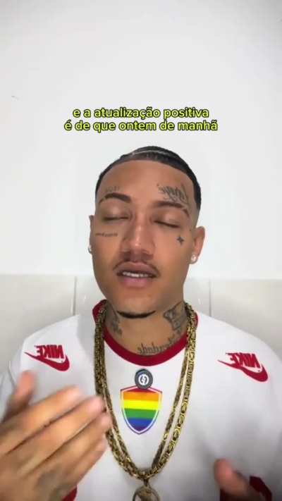 Instagram derruba conta principal do Chavoso da USP e mais 4 perfis associados a ele; o perfil principal possu&iacute;a mais de 1 milh&atilde;o seguidores.