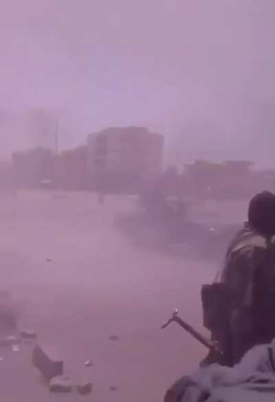 Battles erupted in Khartoum, Sudan this morning: RSF rebels attack military positions with a MRL technical