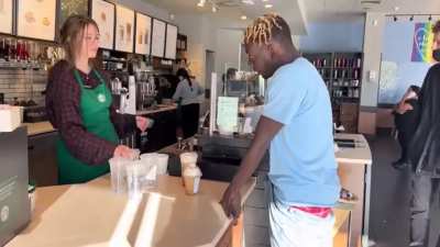 "Sexual harrassment prank" in Starbucks for YouTube content