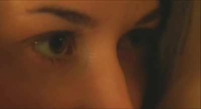 Nora Dolmans &amp;amp; Manon Delauvaux in 'Switch'