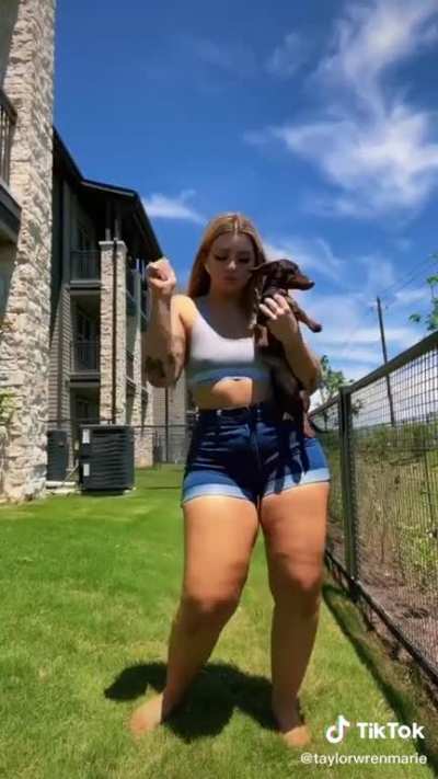 Taylorwrenmarie 🍑🍑🍑