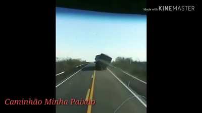 Peti&ccedil;&atilde;o pro orochi virar caminhoneiro