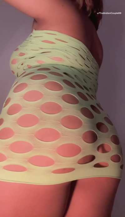 Oh I can&rsquo;t let you go to bed without riding you with my thick Indian ass first