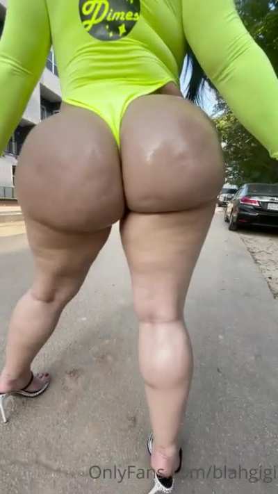 that ass is so phat