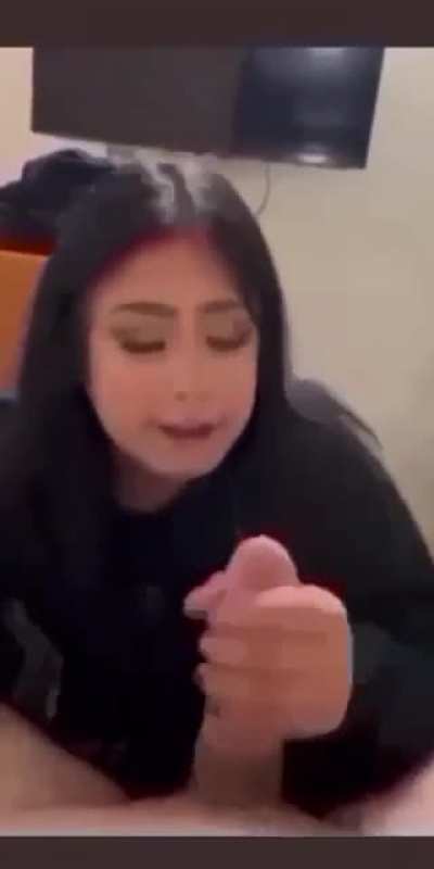 Yissra with the Gawk Gawk 2200