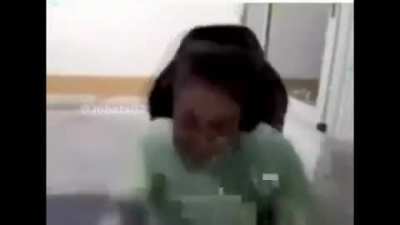 卍