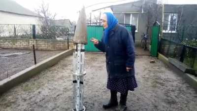LVIV.MEDIA 😁 A fearless Ukrainian grandmother from the Kherson region appealed to the Russians. "You f*cks, you thought you could defeat us? Oh my gosh! Look at your stupid rocket," said the pensioner. This nation is invincible 😍🇺🇦 Telegram |
