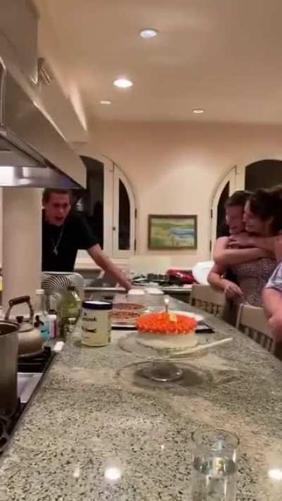 AAAHHHHHHHHHHHHH