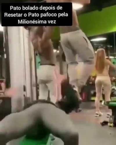 KKKKKKKKKK // grau de inspira&ccedil;&atilde;o : 2/30\\ Nick: Rafacria_do_X2_emote