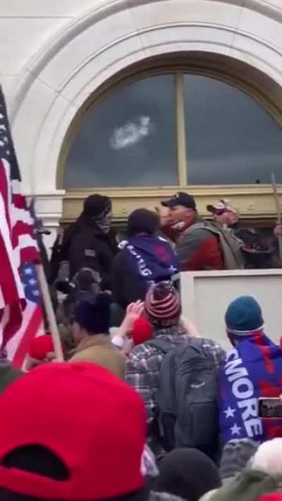 Trump Supporters Yelling &ldquo;Boo Antifa!!! Boo Antifa! No Antifa! ANTIFA is breaking the windows!&rdquo; At the Capitol yesterday