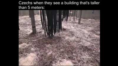 "HOLY SHIT IS THAT A SKYSCRAPER?!??!?"