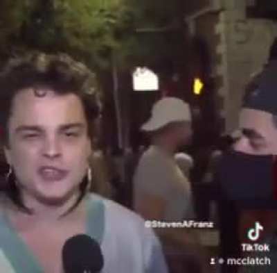 Guy on a tinder date