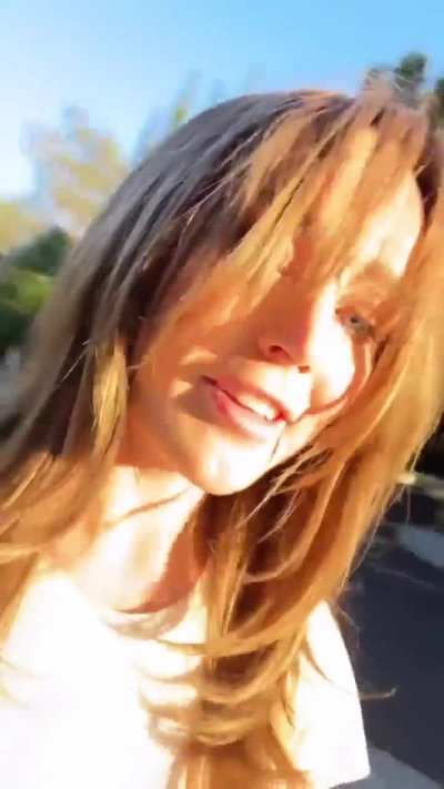 Caity Lotz