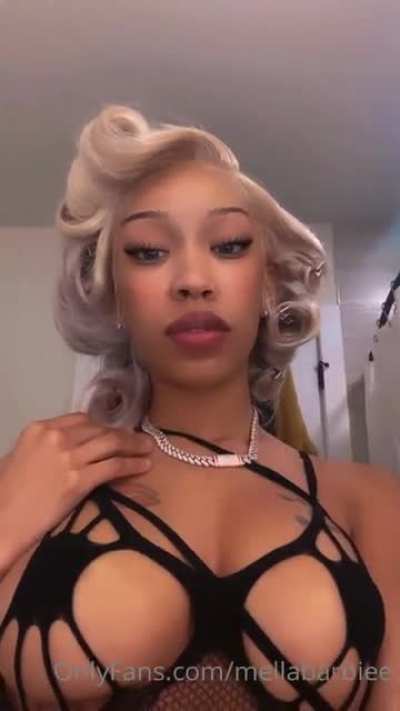 She&rsquo;s hot