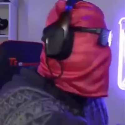 😎