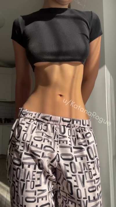 my tummy wants to dance for you&amp;lt;3