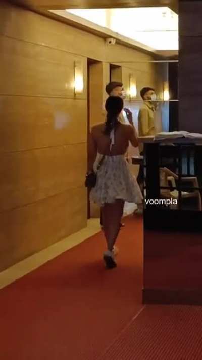 Hot and sexy Malaika Arora in mini skirt&hellip; 😍🥰😘