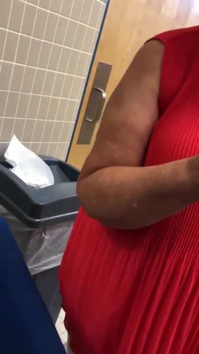 Church leader follows teen girl into bathroom to tell her she's "too fat" for shorts