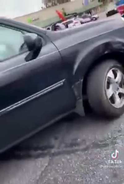Driving away in a hurry after hitting someone&rsquo;s car