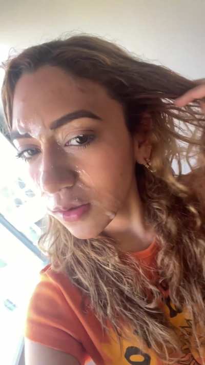 I love how pretty I look with cum on my face 🥰