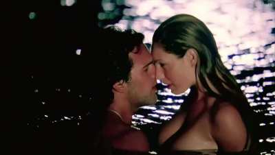 Kelly Brook - Survival Island (2005) - Brightened &amp;amp; De-Noised