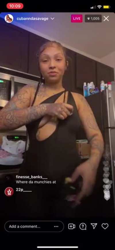 Someone screenrecord her titty almost popped out mad times I&rsquo;m going to sleep so I can&rsquo;t record no more 💯👀