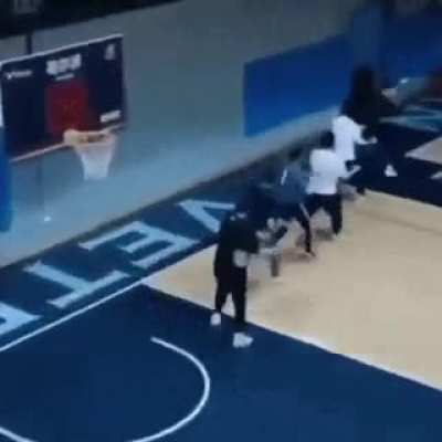 This basketball game