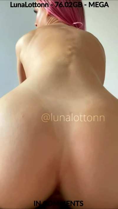 HOT UK BLONDE