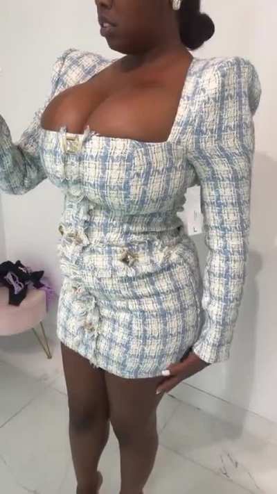 Annie (@anniesakho)