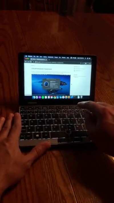 HackBook Nano: 8&rdquo; multitouch hackintosh