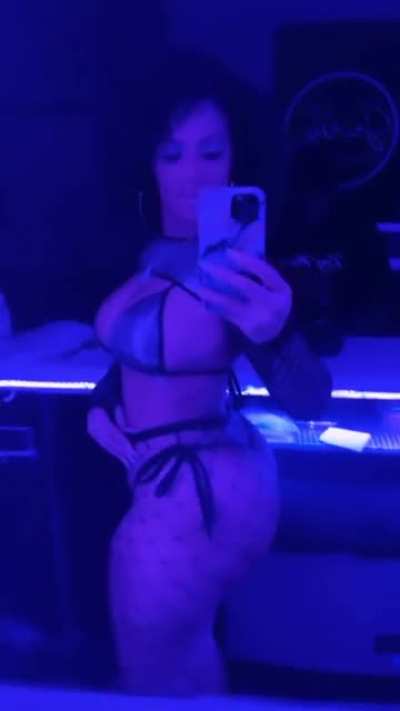 @livelikeaimee