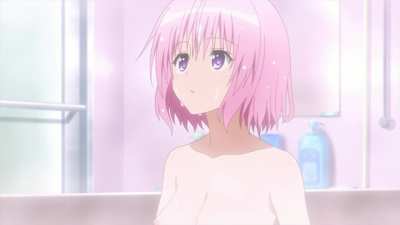 Bath fun with Momo