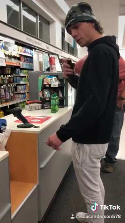 Don&rsquo;t vape axe
