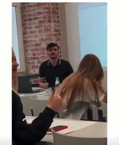 Yarrak g&ouml;recem diye nası da bakıyolar
