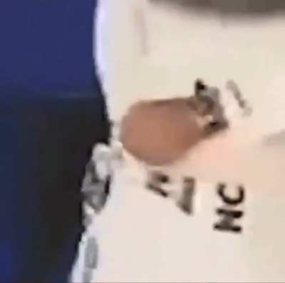 Lewis you&rsquo;ll lose your grip nuuuu
