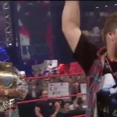 When Mick Foley hit The Rock back with his famous &ldquo;IT DOESN&rsquo;T MATTER&rdquo; catchphrase 😅