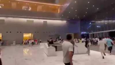 Tencent employees in China freaking out as full building lockdown is coming due to 1 COVID case