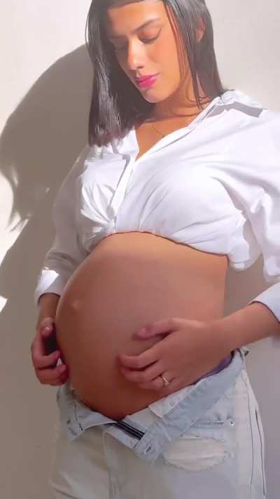 Pregnancy fetish