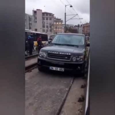 Mounting the rails to evade traffic