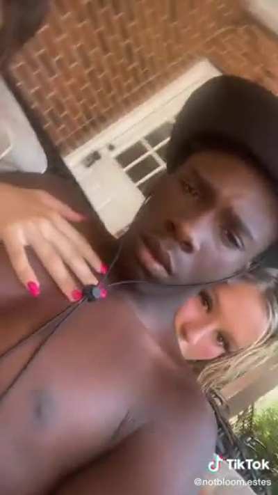 Beautiful Queen Loving Her King👸🏼🤴🏾