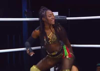 Queen Aminata stinkface