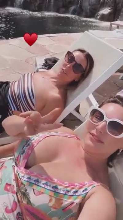 Kelly Brook