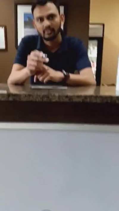 Hotel employee enters room without permission/unannounced and watches guest&rsquo;s 10 yr old daughter change San Antonio TX