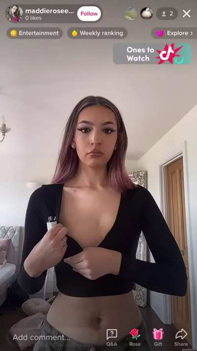 Nipple \ Nipples \ Nipslip \ slip \ tiktok \ ig instagram [JOIN]