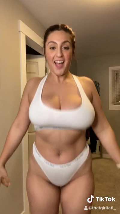 Check Her Free Content In Comment