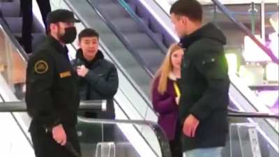 &ldquo;Put on your mask!&rdquo; Prank (Actors trying to se people&rsquo;s reactions)