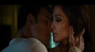 The best scene in movie history. she&rsquo;s so sexy